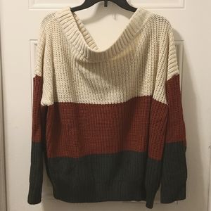 Off the shoulder sweater, size M/L